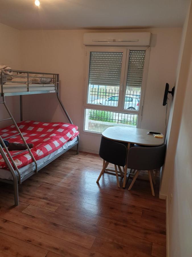 Studio A 1 Kilometre De Disneyland Paris مونتِفرا المظهر الخارجي الصورة